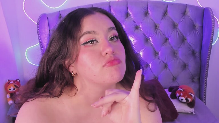 SummerLuna's Streamate show and profile